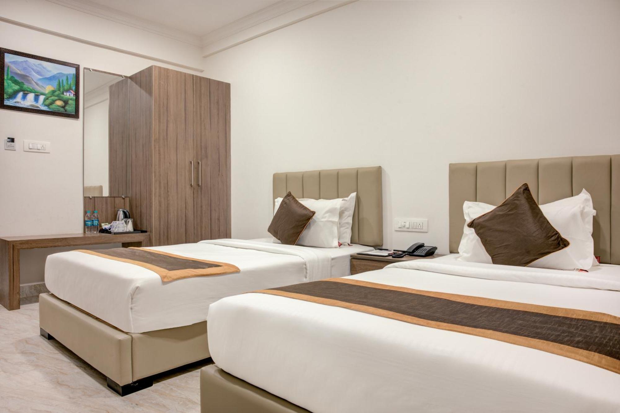 Hotel Sterling Inn Bangalore International Airport Yelahanka Zewnętrze zdjęcie