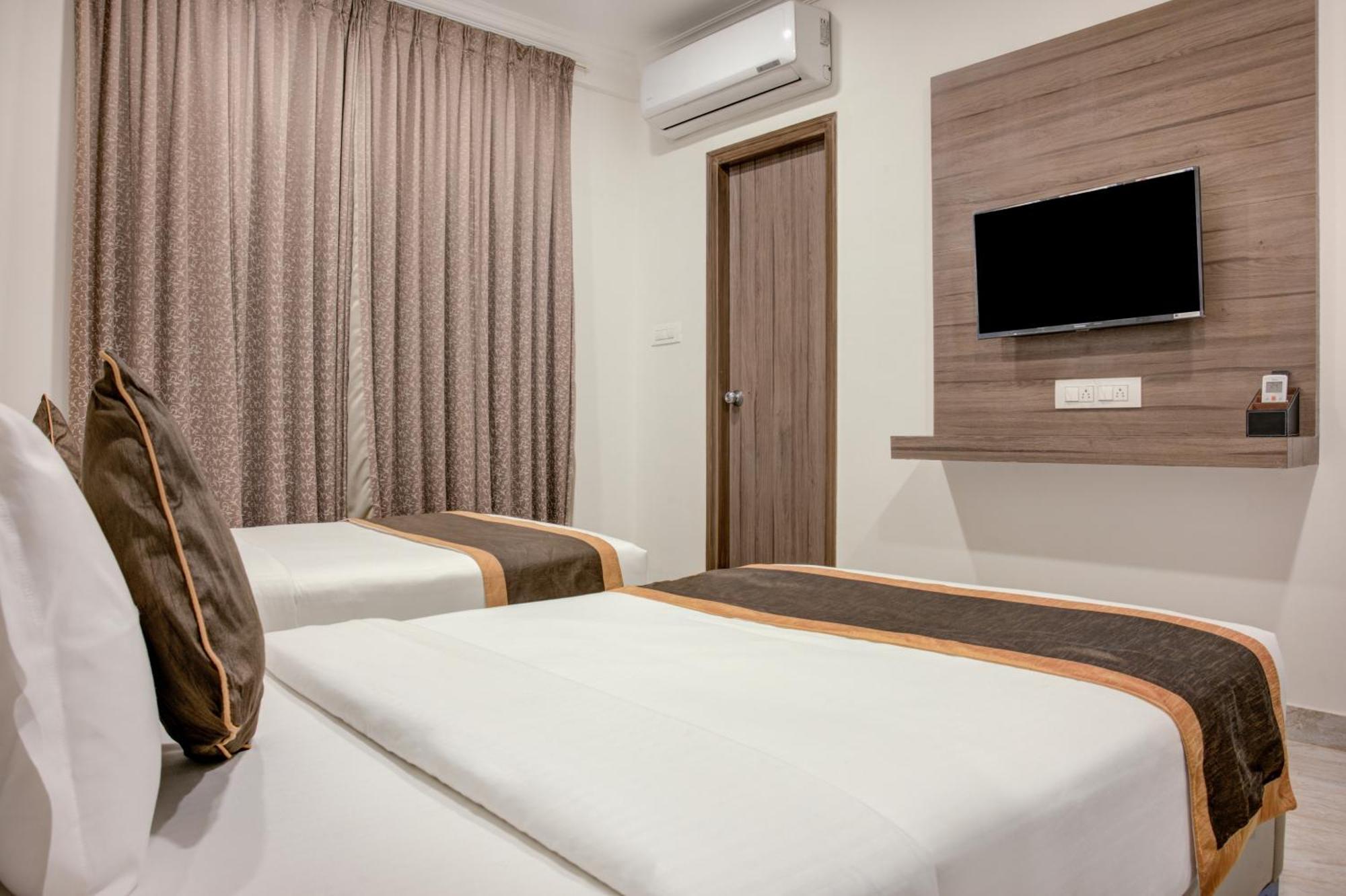 Hotel Sterling Inn Bangalore International Airport Yelahanka Zewnętrze zdjęcie