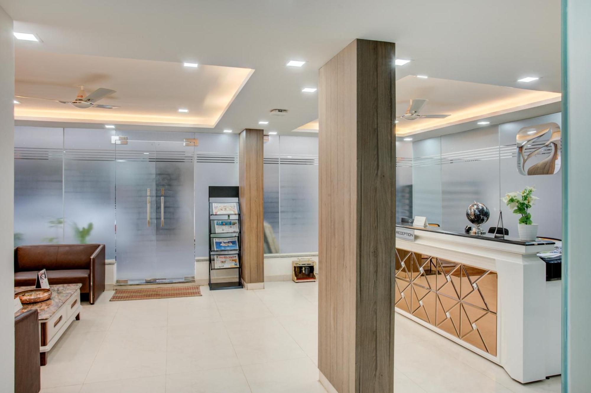 Hotel Sterling Inn Bangalore International Airport Yelahanka Zewnętrze zdjęcie
