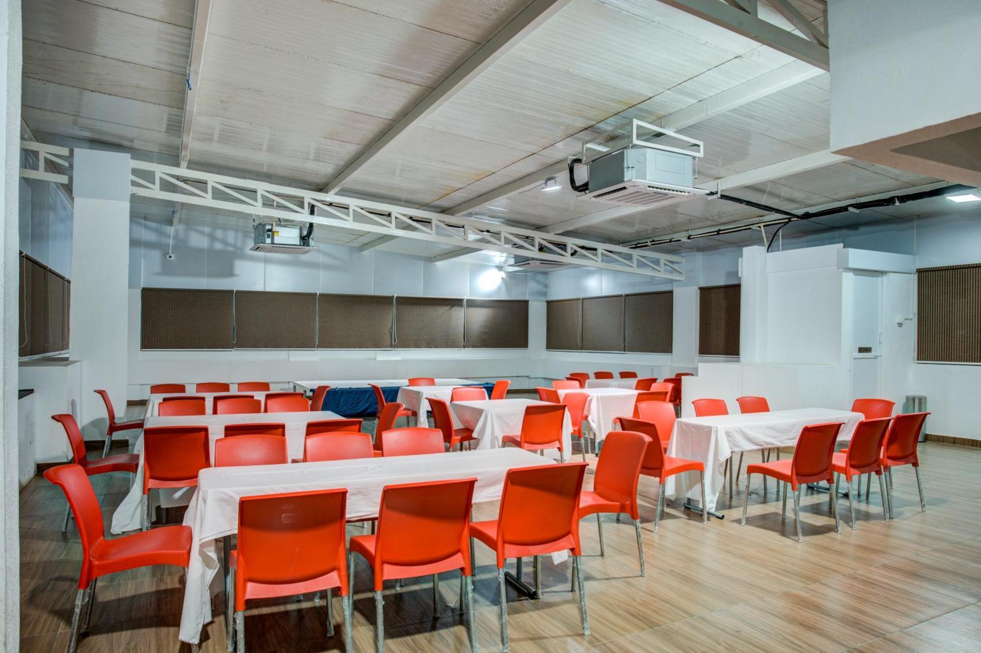Hotel Sterling Inn Bangalore International Airport Yelahanka Zewnętrze zdjęcie